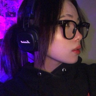 Логотип @nayanluv - ная не дурная