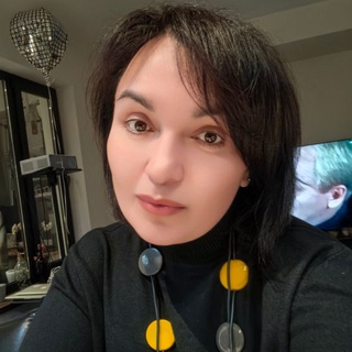 Логотип @nazmetova_kino - Юлия Назметова