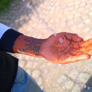 Логотип @nebana - 💯😂😂