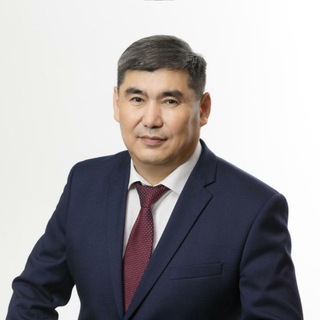 Логотип @nefurector - Дневник ректора СВФУ