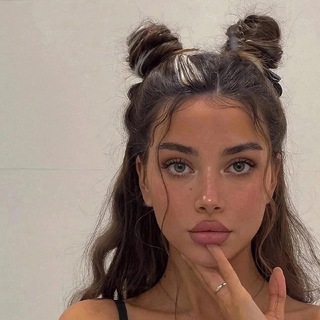 Логотип @neiroset4 - Нейросеть рисует нас