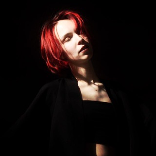 Логотип @nekatine - катин некатин