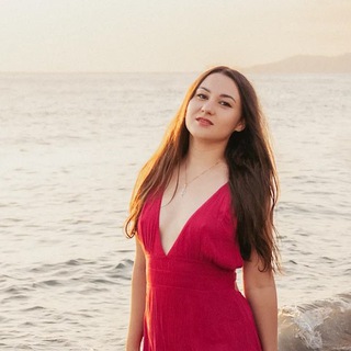 Логотип @nelli_pro_content - Нелл Гикрамина | Продюсирование