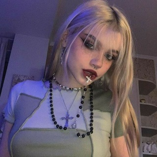 Логотип @nelloveel - не люблю