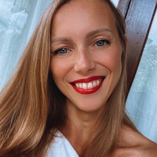 Логотип @nellylippo_life - Жизнь в Любви ❤️ Life in Love