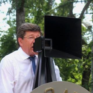 Логотип @nepitatespokinytomsk - Поуехавший