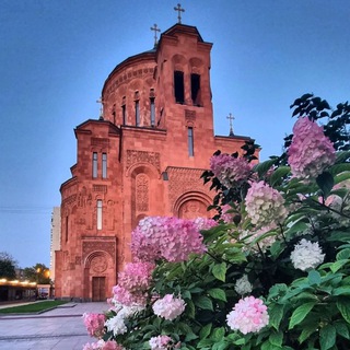 Логотип @nerirme - Мысли вслух 🥀 🦅