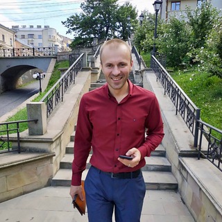 Логотип @neruhomistrus - Оренда квартир м.Чернівці (нерухомість)