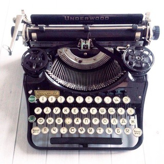 Логотип @nesderzhalas - Точка Точка Запятая