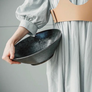 Логотип @nesu_krasotu - Несу красоту