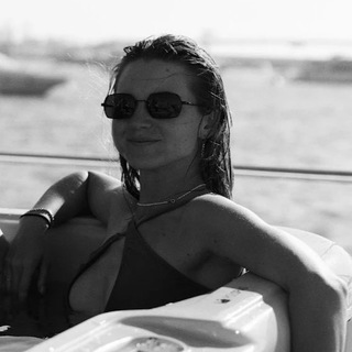 Логотип @neudobnayaa - Искусство быть женщиной