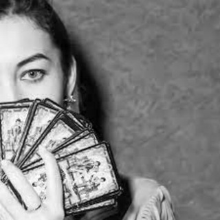 Логотип @neuro_witch - Нейроведьма