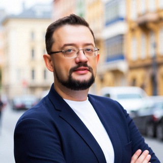 Логотип @neuroroma - Рома + AI