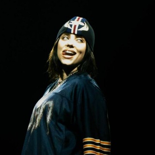 Логотип @newswithchris - news with chris