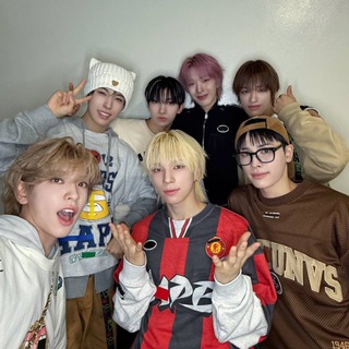 Логотип @nexzjype - next to nexz