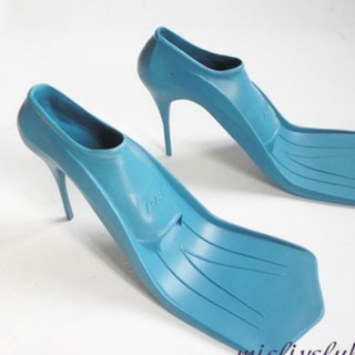 Логотип @nezolushkam - Незолушкам: 42 размер обуви и одежда для высоких