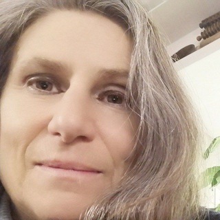 Логотип @nicolettaforcheripubblico - Nicoletta Forcheri