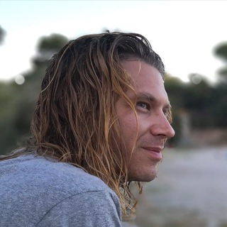 Логотип @nicolodilellamissionediluce - Nicolò Di Lella - missione di luce