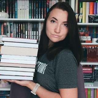 Логотип @nightmystery16 - Любительница читать по ночам || Night Mystery 16