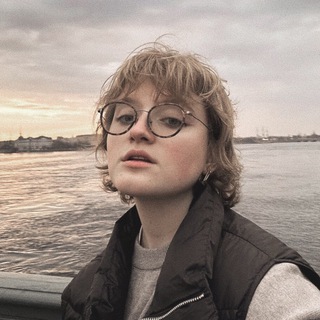 Логотип @nikaandlena - посиделки лены и ники 🏹