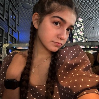 Логотип @nikakrabik - ника крабик