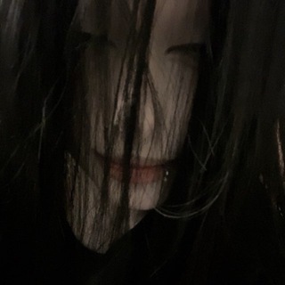 Логотип @nikogdaneupotrebliay - мойра