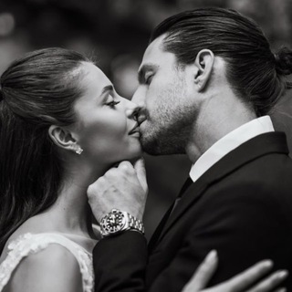 Логотип @nikolaeva_slr - Елена Николаева. Автор СЛР