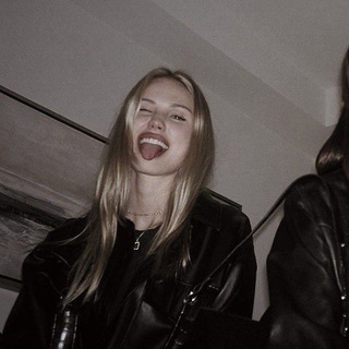 Логотип @nikssbooks - ᴠᴇʀᴏɴɪᴋᴀ || ɴɪᴋssʙᴏᴏᴋs