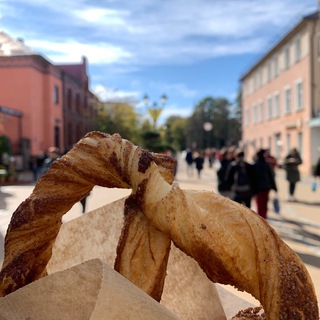 Логотип @niktooneznaet - никтонезнает