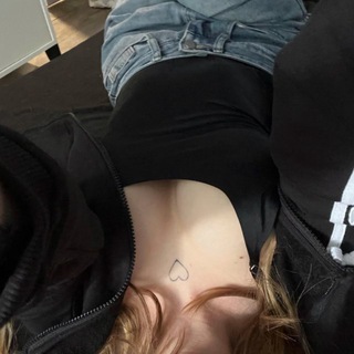 Логотип @nimfasub - pimpo