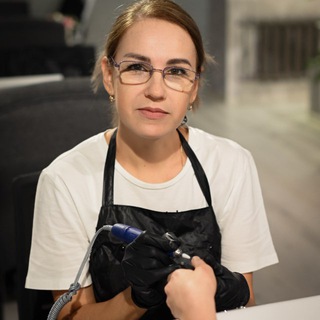 Логотип @nogtiuz - Ногти