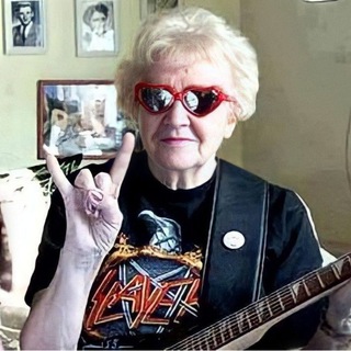 Логотип @noomack - noomack