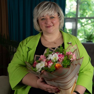 Логотип @nstolmacheva - Надежда Толмачева