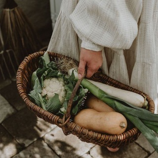 Логотип @nutri_olam - Nutri_Umida