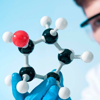 Логотип @nutriviky - Молекула здоровья. Виктория Сергеева. Семейный нутрициолог.