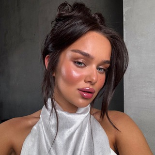 Логотип @nyahontova - NYAHONTOVA