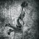 Логотип @nylonobs - Nylon Obsession