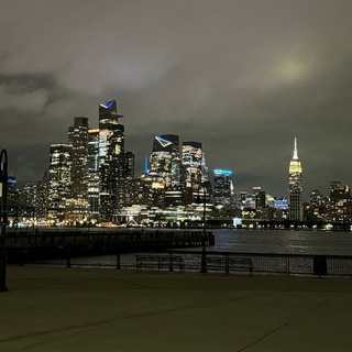 Логотип @nyuz7 - New York Home rents & Sales