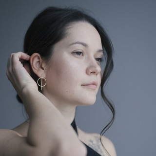 Логотип @o_karlyuk - Оля, хочу очередь из клиентов!