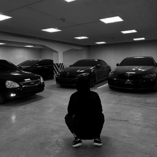 Логотип @obnimayu - 𝟕 𝟕 𝟕