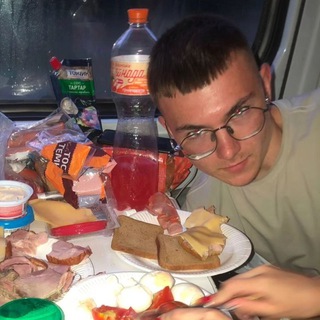 Логотип @obsheniye_chatiks - шо шо ?