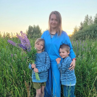 Логотип @obzornikmasha - ОБЗОРНИК МАША 📚