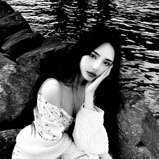 Логотип @oceanof_tears - блог лунышки и двух папиков>