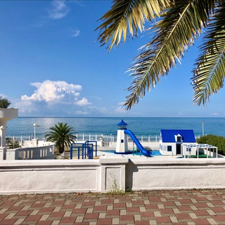 Логотип @ochensochi - Очень Сочи