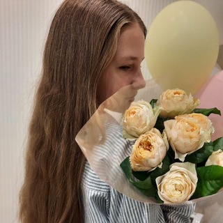 Логотип @officialsofiia - София Bek