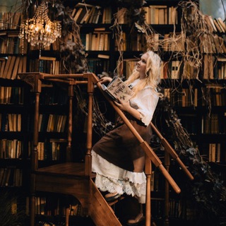 Логотип @oh_pollyboooks - уголок уюта и тепла || oh_pollybooks