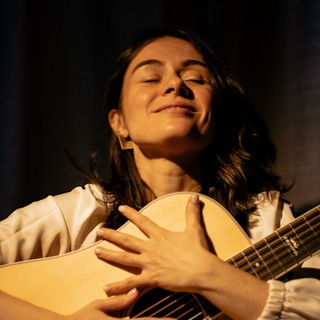 Логотип @ok_voice_psy - Будь. Звучи. Сияй с Ольгой Крыловой