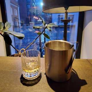 Логотип @okolo_alko - Дневник поддатого эстета | Виски | Алкоголь | Бары | Акции