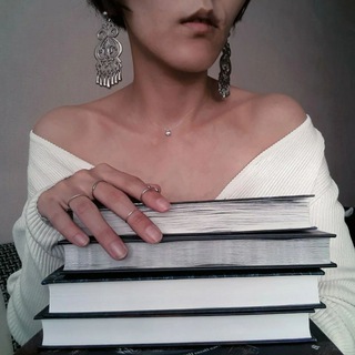 Логотип @okolobiblio - Кинигэ төгүрүччү түбүк