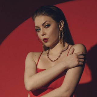 Логотип @okpochepa - Оксана Почепа | Акула